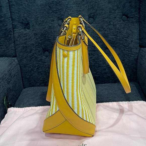 Kate Spade New York Yellow and White Buddie Striped Straw Tote Bag - Picture 6 of 10